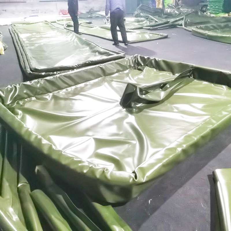 Oil tank weir