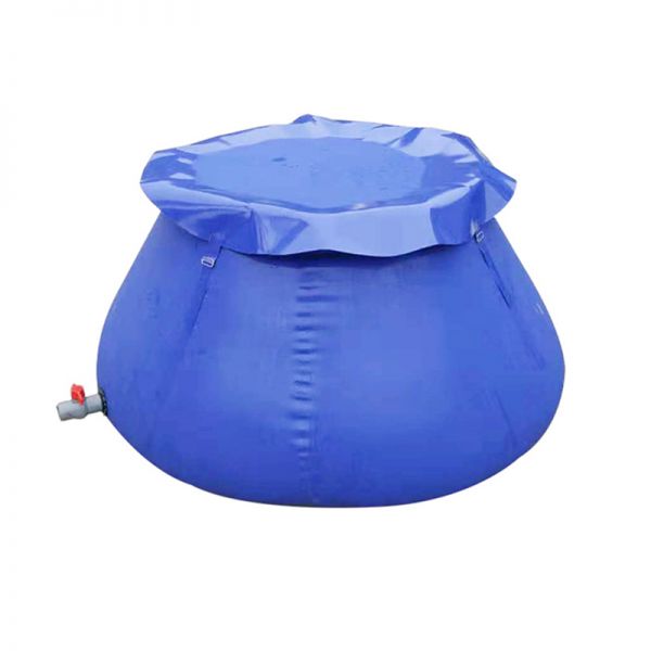 Flexible water tank