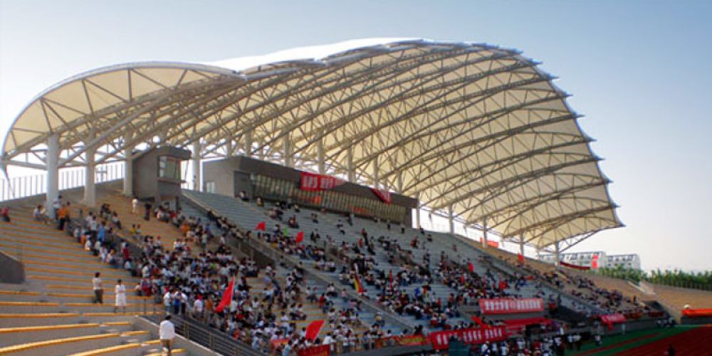 Thermal sealing of membrane materials in large stadium membrane structures