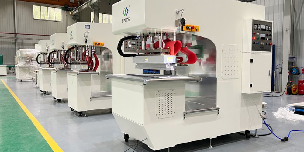 For which materials is the high-frequency welding machine for composite membrane materials suitable?